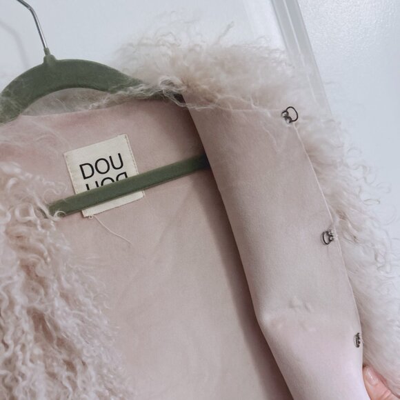 DOUUOD Child Sheep fur vest Fits 6-8 year old child - Picture 3 of 5